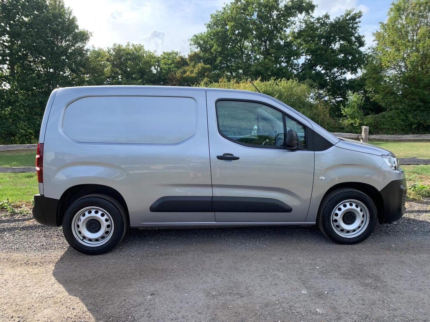 Used Citroen Berlingo 2023 for sale - 76963405: Photo 22