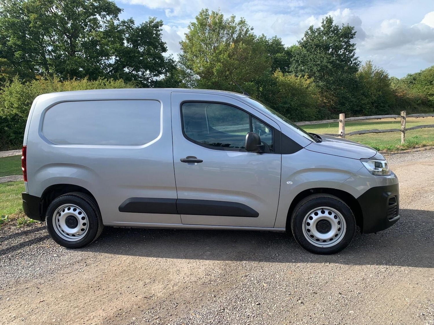Used Citroen Berlingo 2023 for sale - 76963405: Photo 46