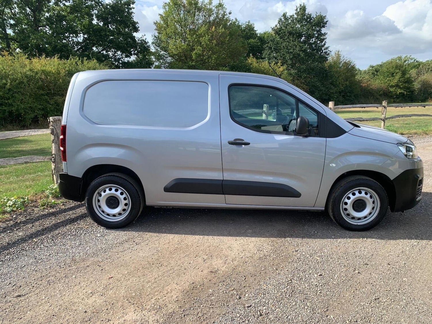 Used Citroen Berlingo 2023 for sale - 76963405: Photo 47