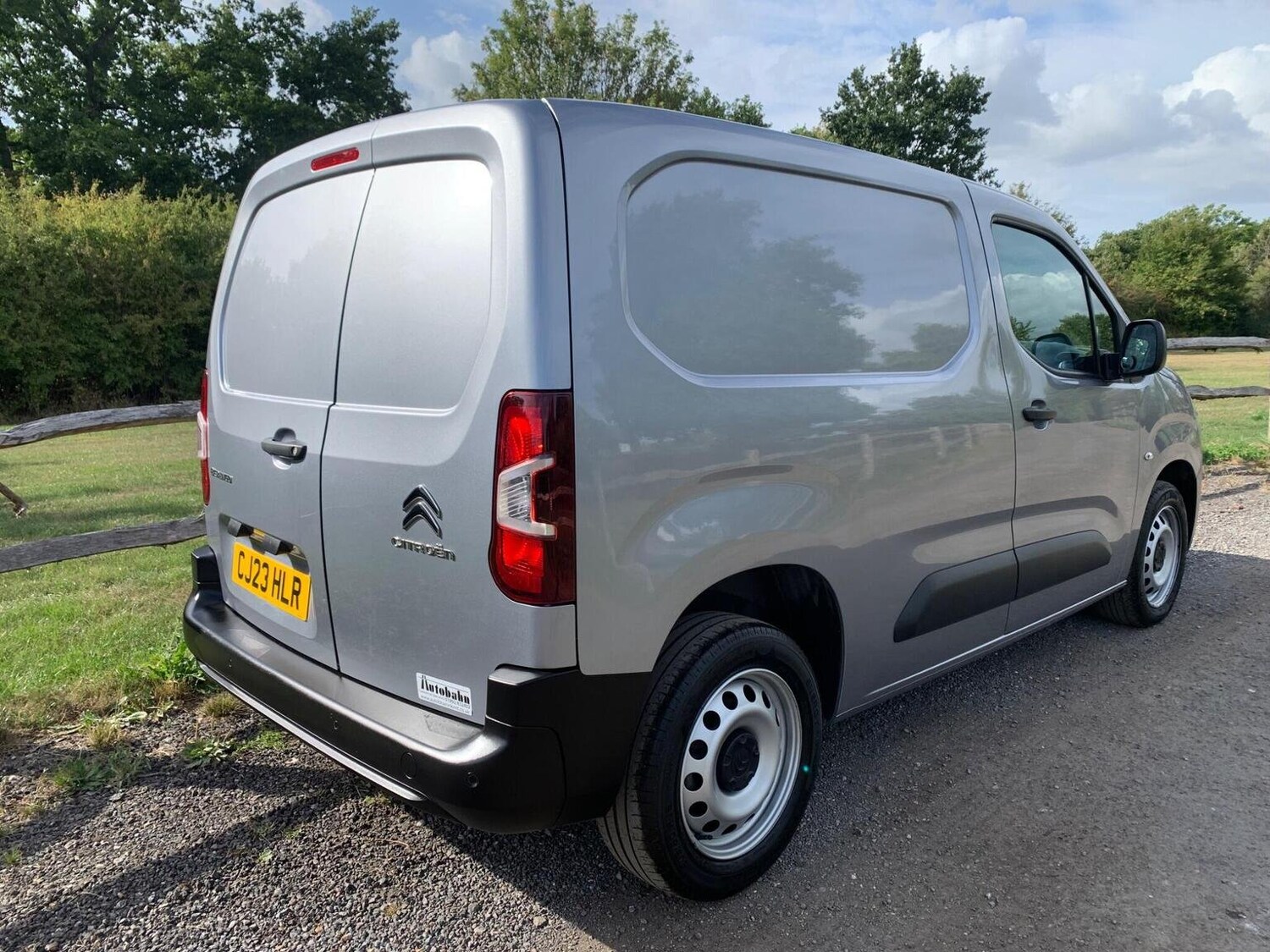 Used Citroen Berlingo 2023 for sale - 76963405: Photo 51