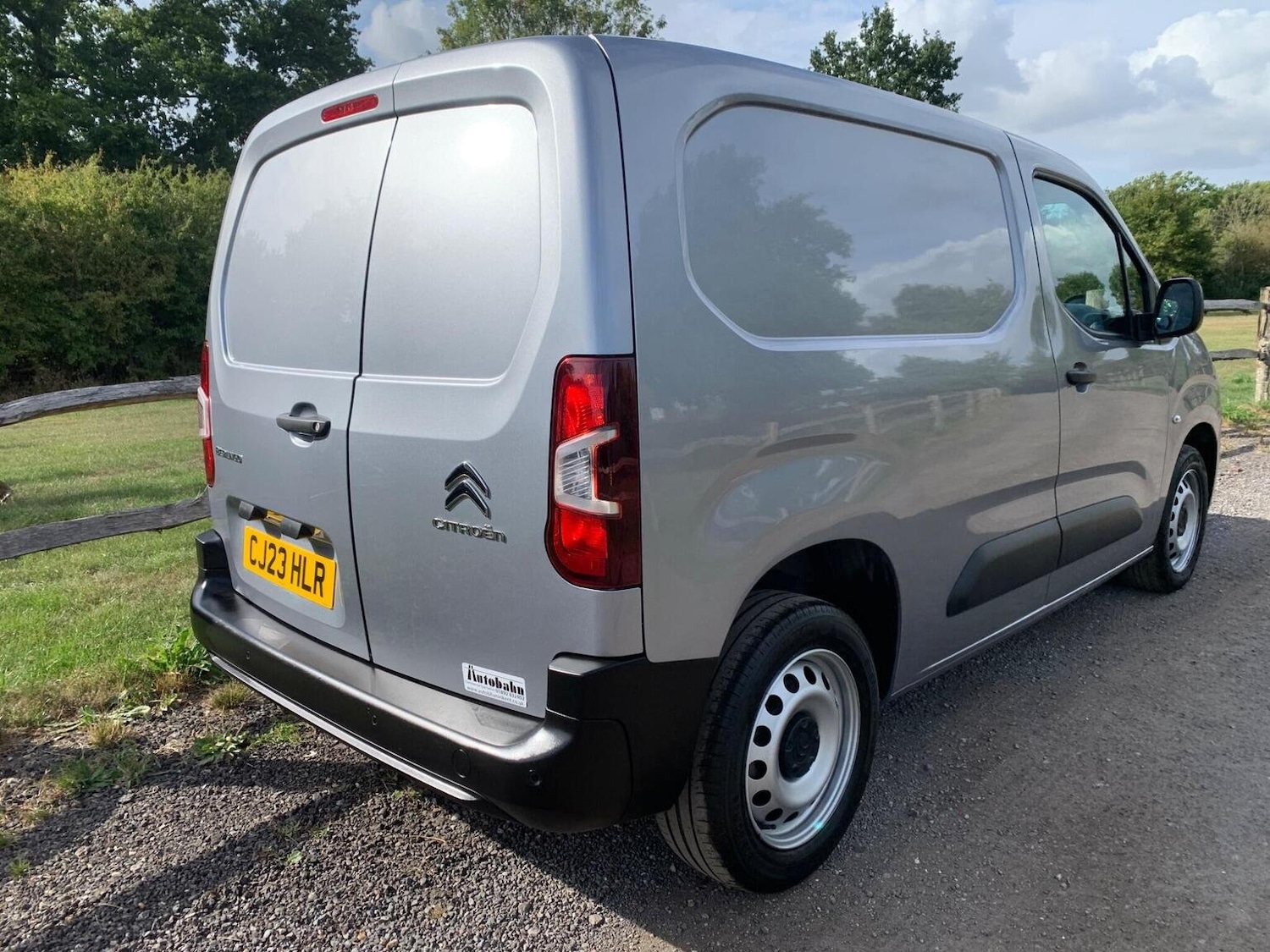 Used Citroen Berlingo 2023 for sale - 76963405: Photo 9