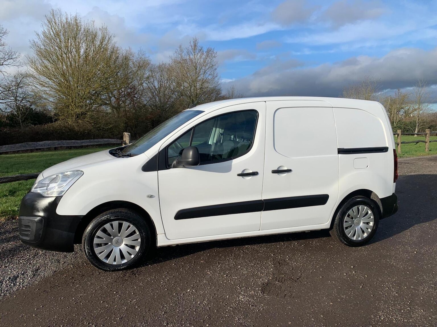Used Citroen Berlingo 2017 for sale - 77318351: Photo 14