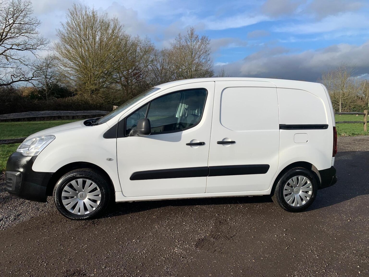 Used Citroen Berlingo 2017 for sale - 77318351: Photo 24