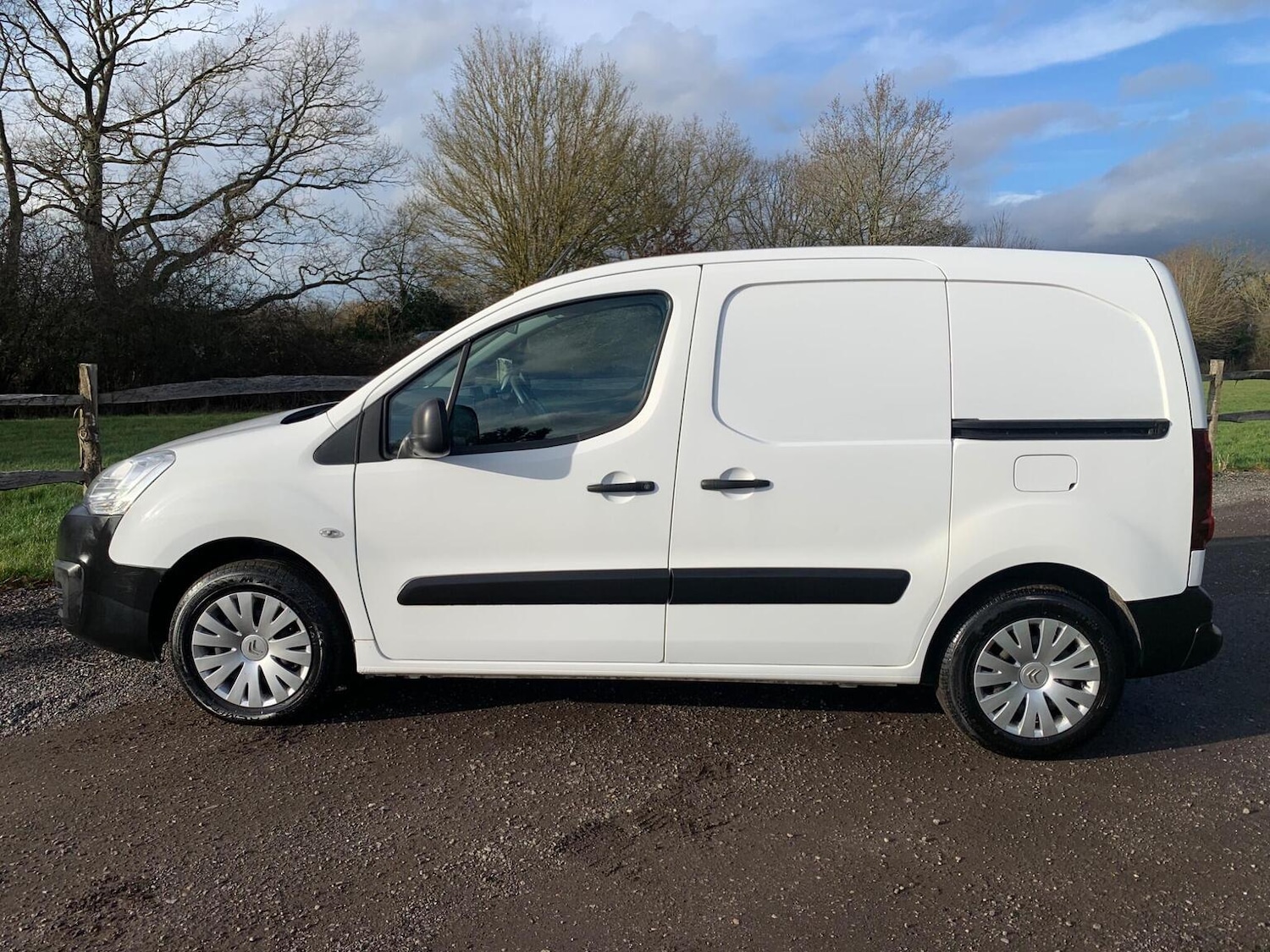 Used Citroen Berlingo 2017 for sale - 77318351: Photo 25