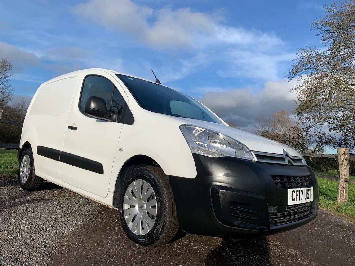 Used Citroen Berlingo 2017 for sale - 77318351: Photo 4