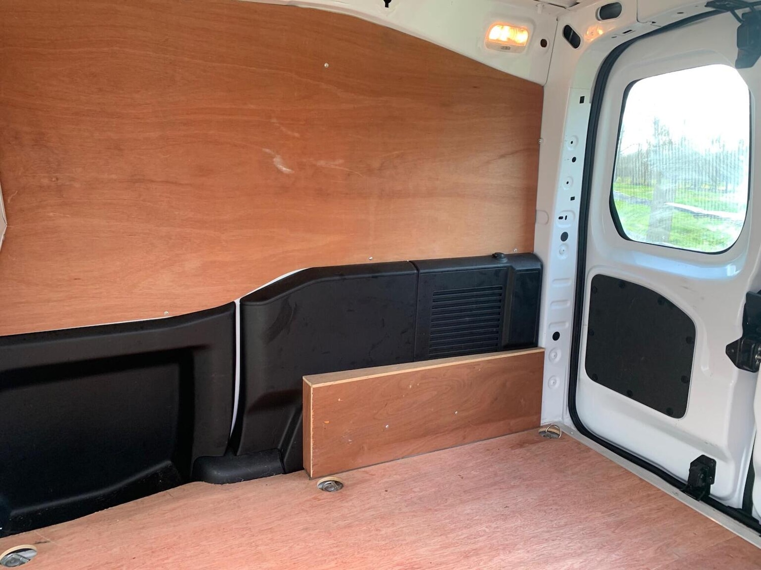 Used Citroen Berlingo 2017 for sale - 77318351: Photo 45