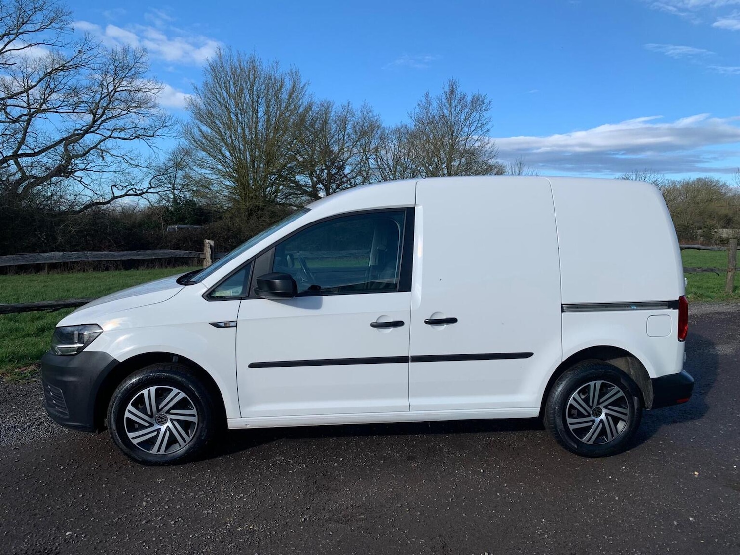 Used Volkswagen Caddy 2020 for sale - 77656365: Photo 4
