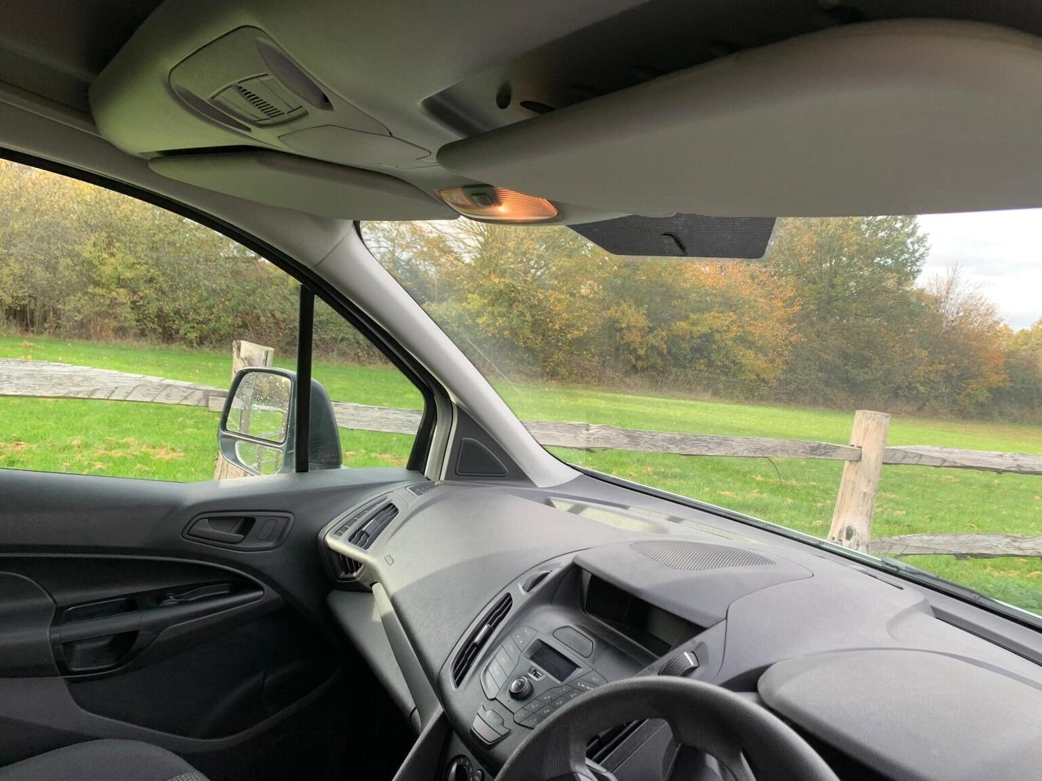 Used Ford Transit Connect 2018 for sale - 76963245: Photo 74