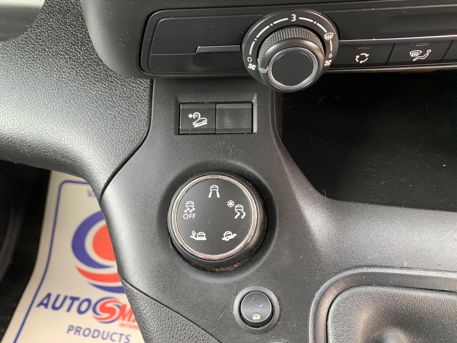 Used Peugeot Partner 2020 for sale - 77656397: Photo 27