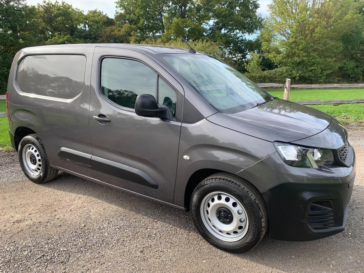 Used Peugeot Partner 2020 for sale - 77656397: Photo 5