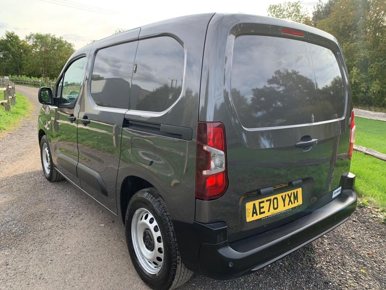 Used Peugeot Partner 2020 for sale - 77656397: Photo 52