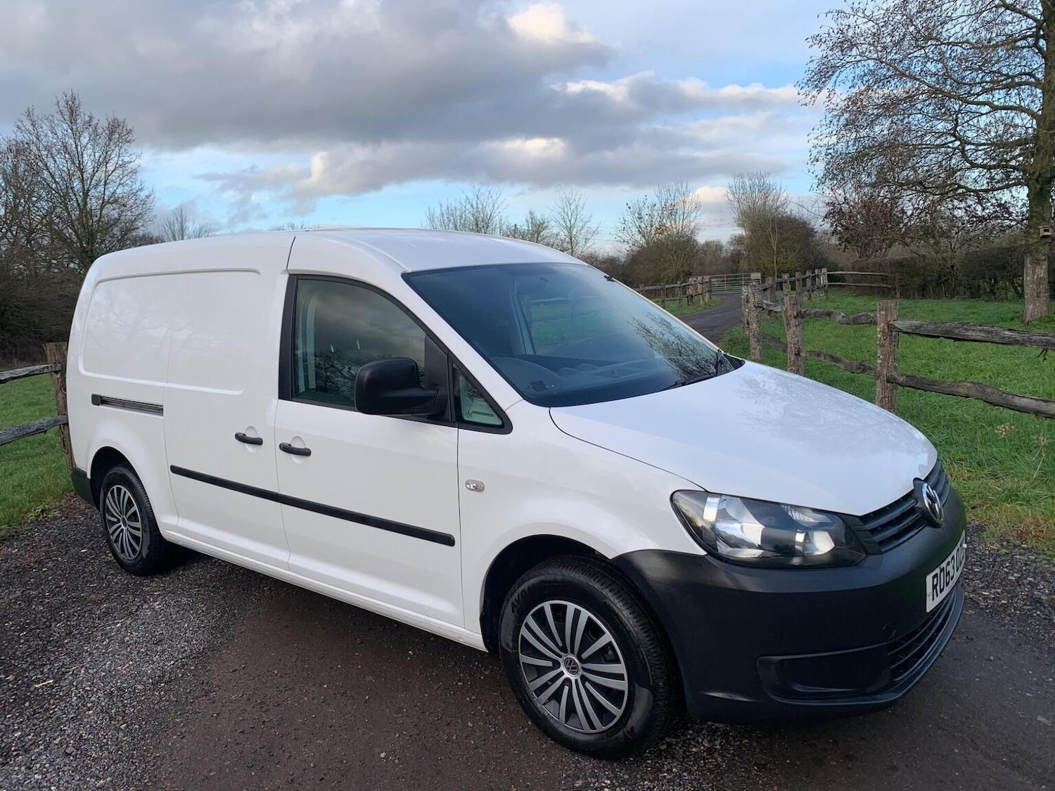Used Volkswagen Caddy Maxi 2013 for sale - 77228262: Photo 10