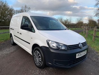 Used Volkswagen Caddy Maxi 2013 for sale - 77228262: Photo