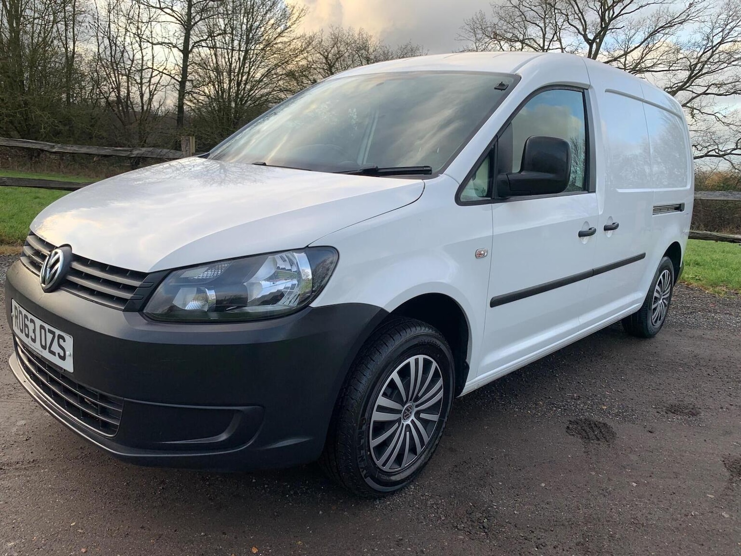 Used Volkswagen Caddy Maxi 2013 for sale - 77228262: Photo 3