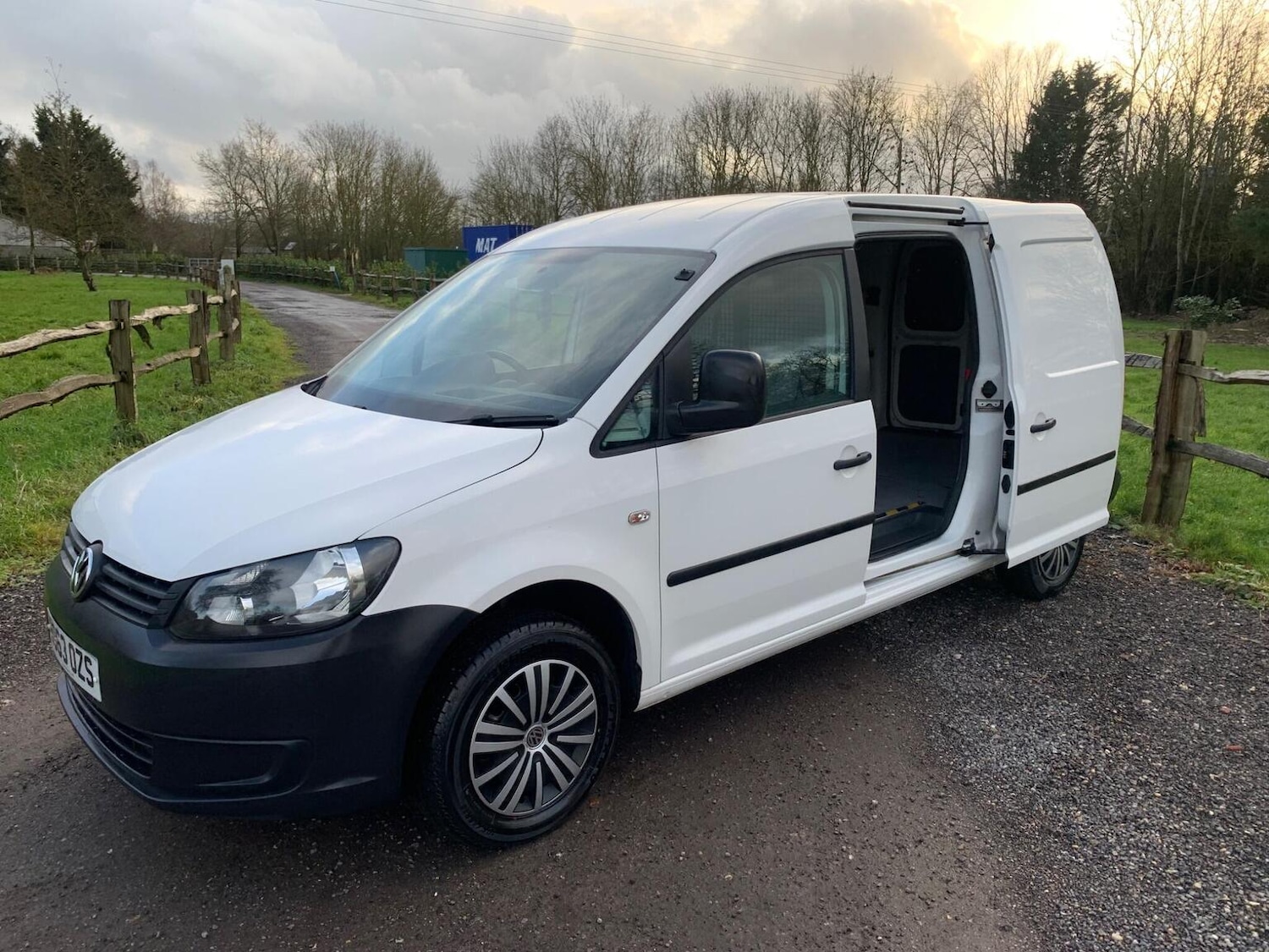 Used Volkswagen Caddy Maxi 2013 for sale - 77228262: Photo 45