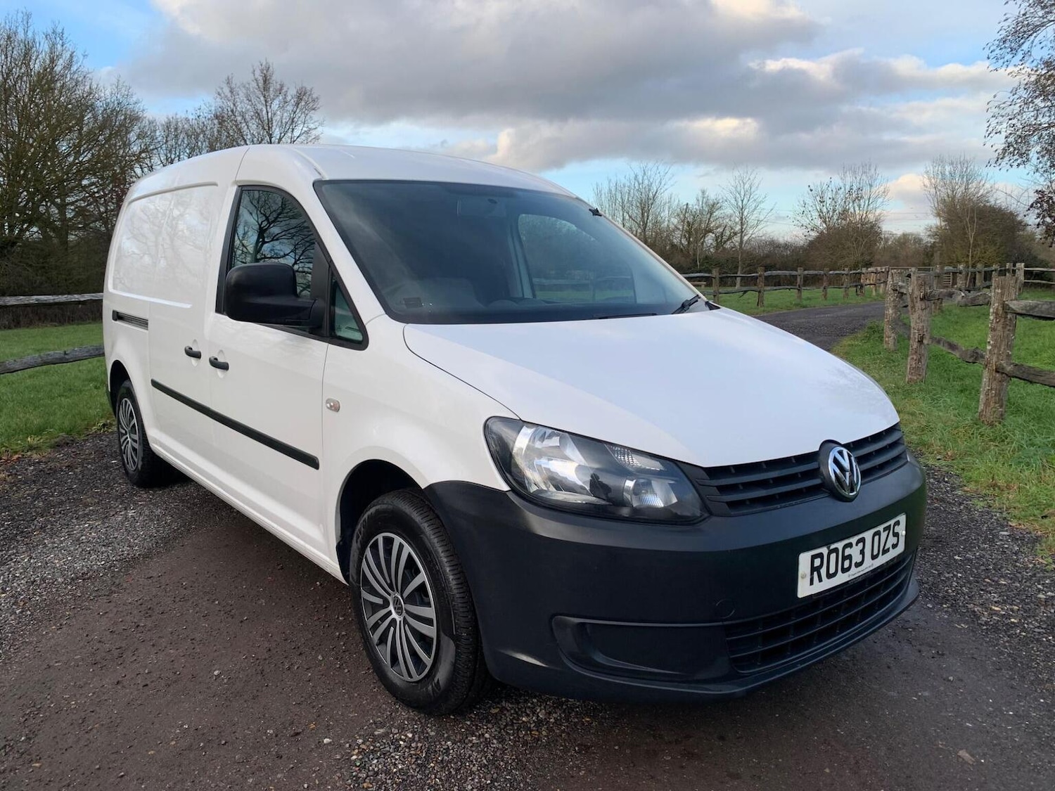 Used Volkswagen Caddy Maxi 2013 for sale - 77228262: Photo 5