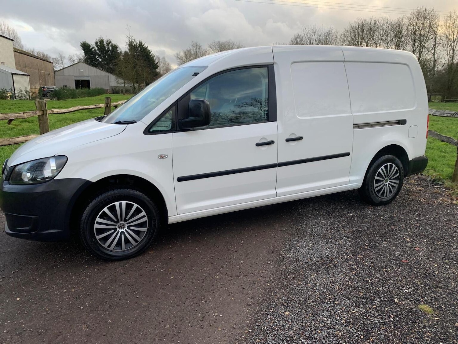Used Volkswagen Caddy Maxi 2013 for sale - 77228262: Photo 59