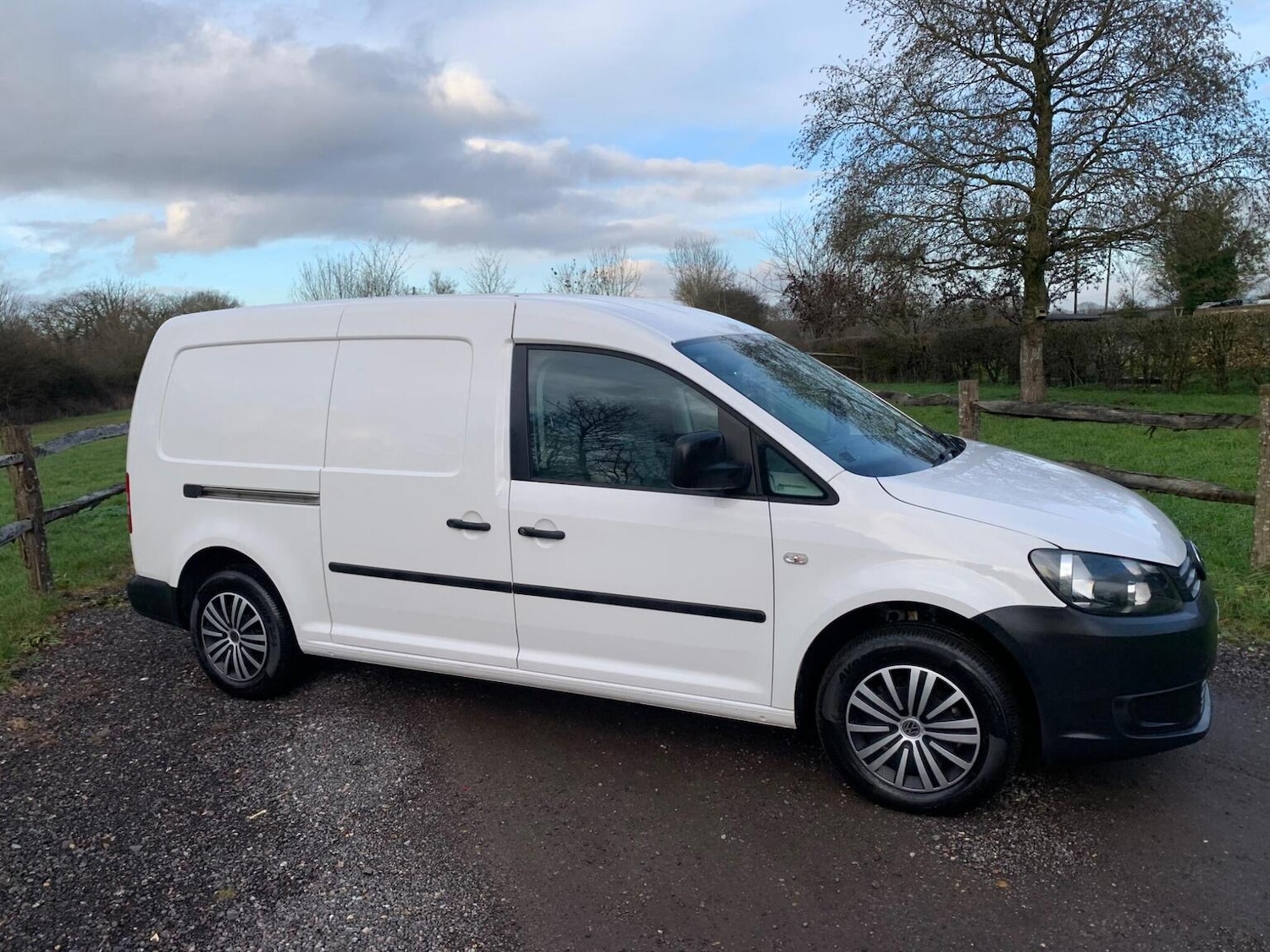 Used Volkswagen Caddy Maxi 2013 for sale - 77228262: Photo 68