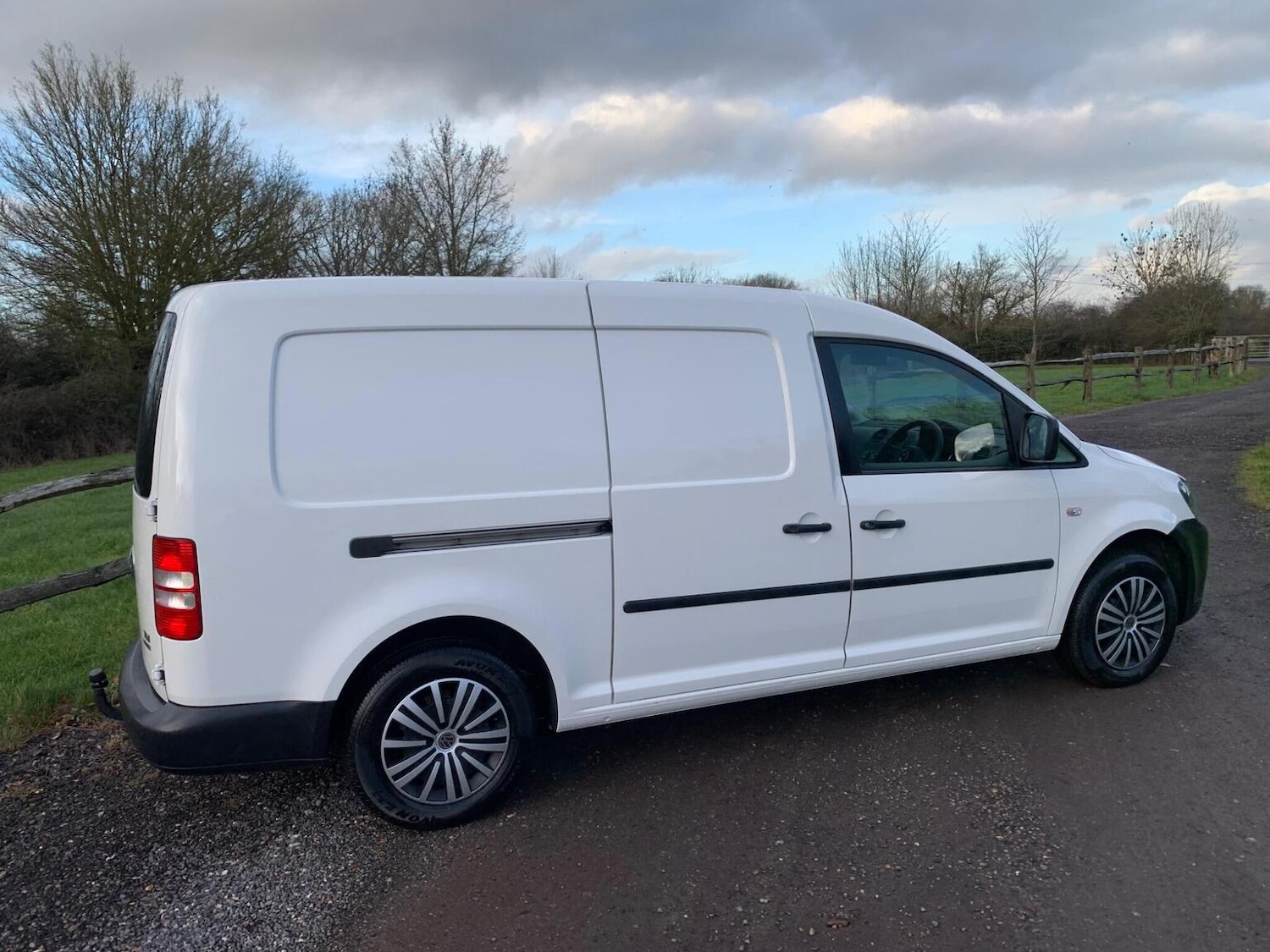 Used Volkswagen Caddy Maxi 2013 for sale - 77228262: Photo 74