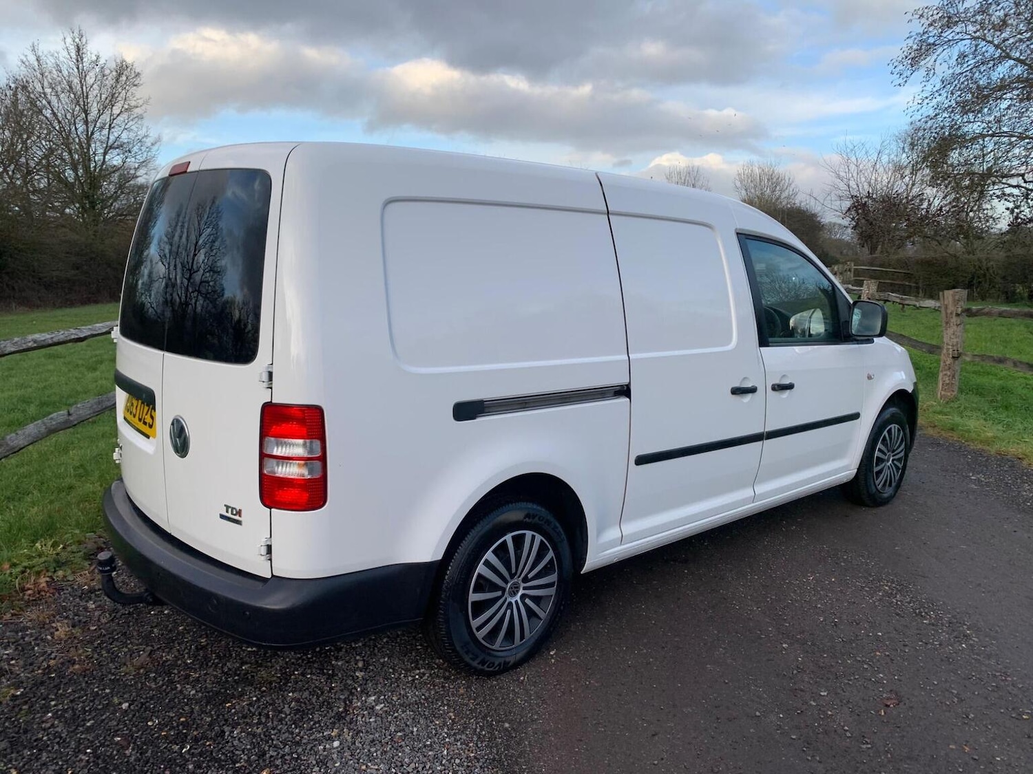 Used Volkswagen Caddy Maxi 2013 for sale - 77228262: Photo 79