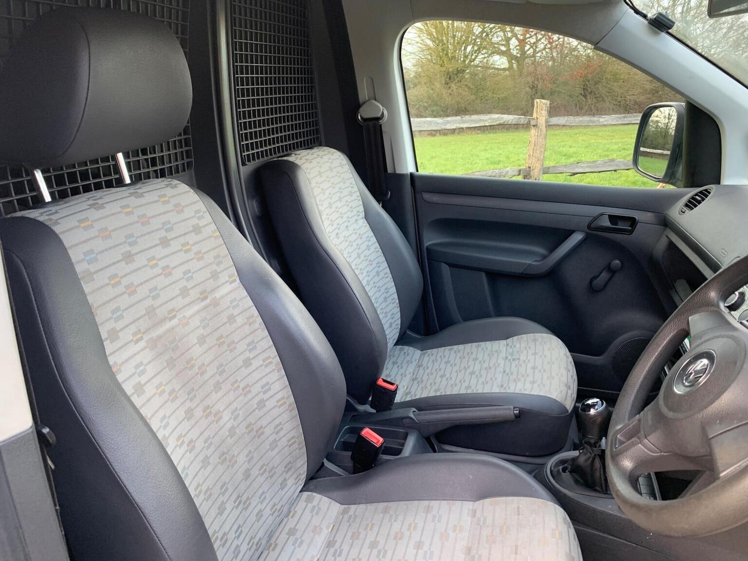 Used Volkswagen Caddy Maxi 2013 for sale - 77228262: Photo 89