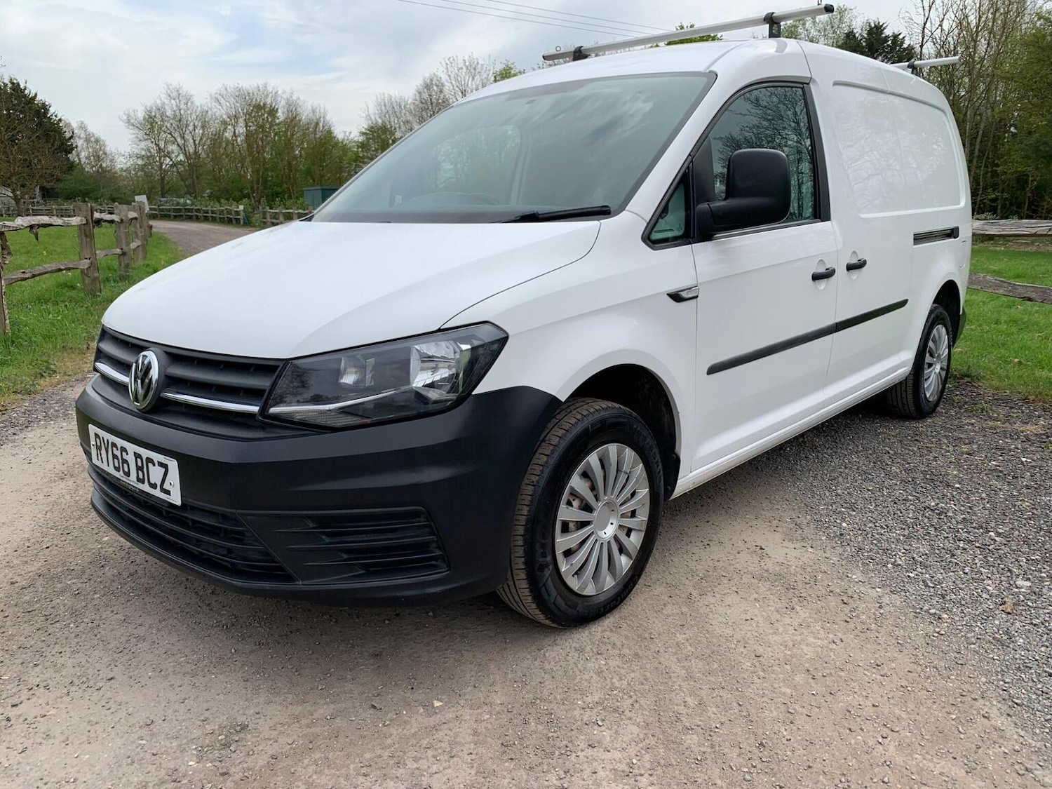 Used Volkswagen Caddy Maxi 2017 for sale - 78182993: Photo 4