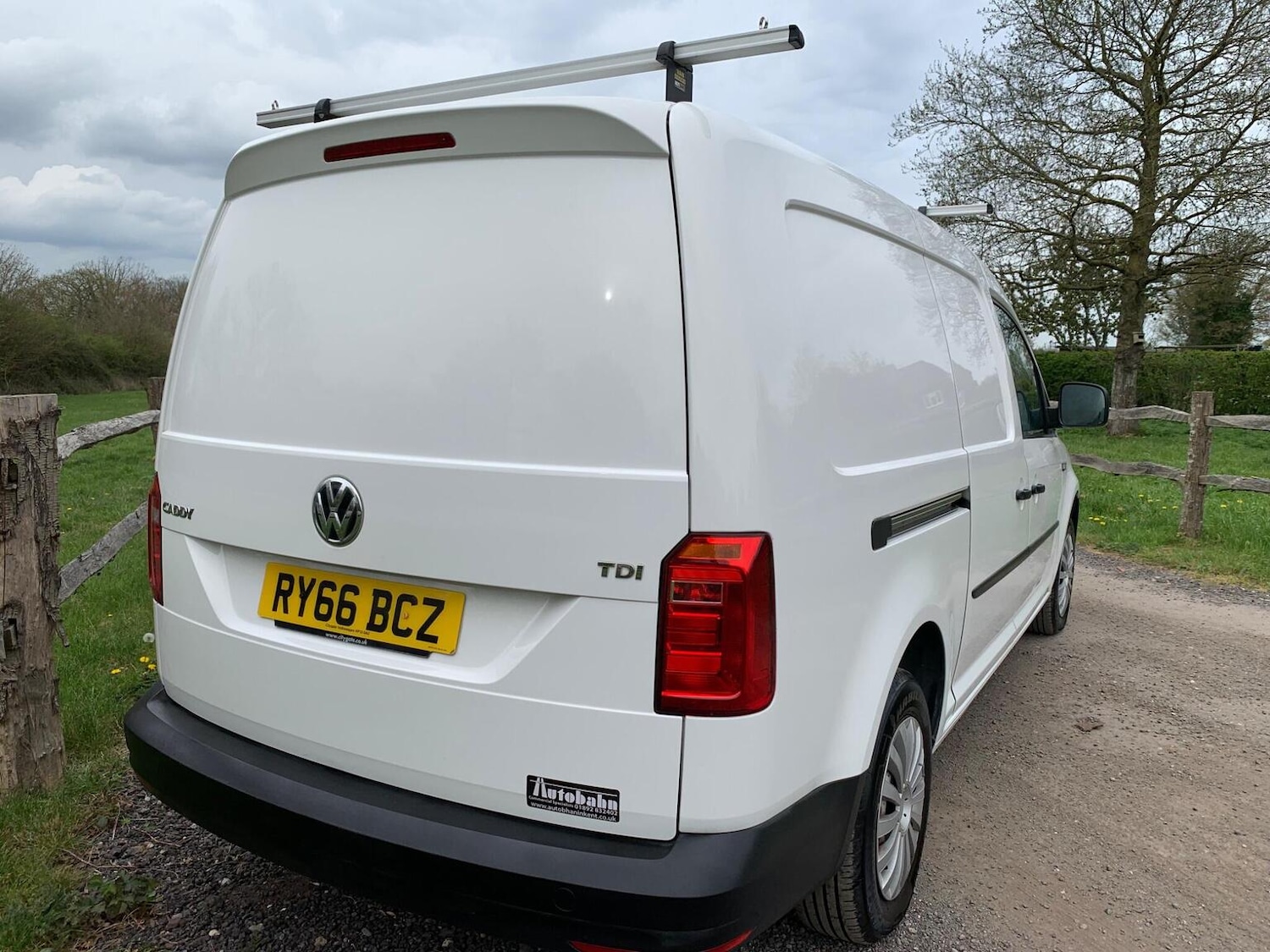 Used Volkswagen Caddy Maxi 2017 for sale - 78182993: Photo 49