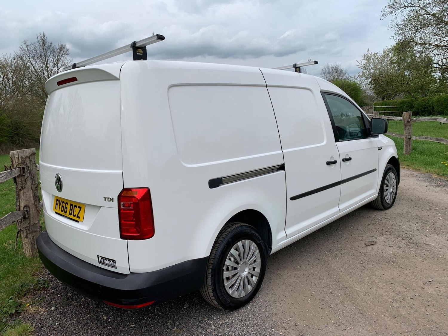 Used Volkswagen Caddy Maxi 2017 for sale - 78182993: Photo 54