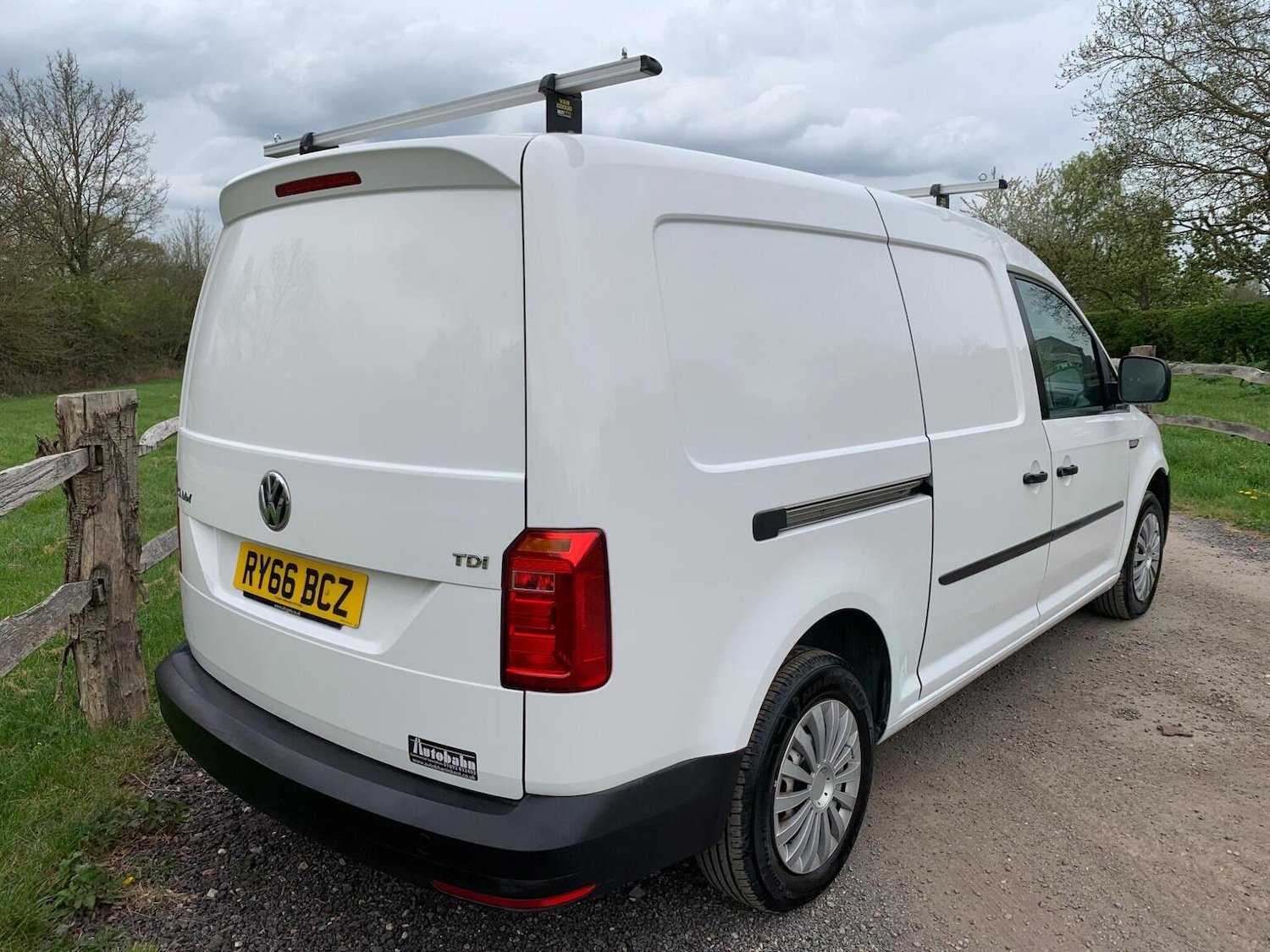 Used Volkswagen Caddy Maxi 2017 for sale - 78182993: Photo 56