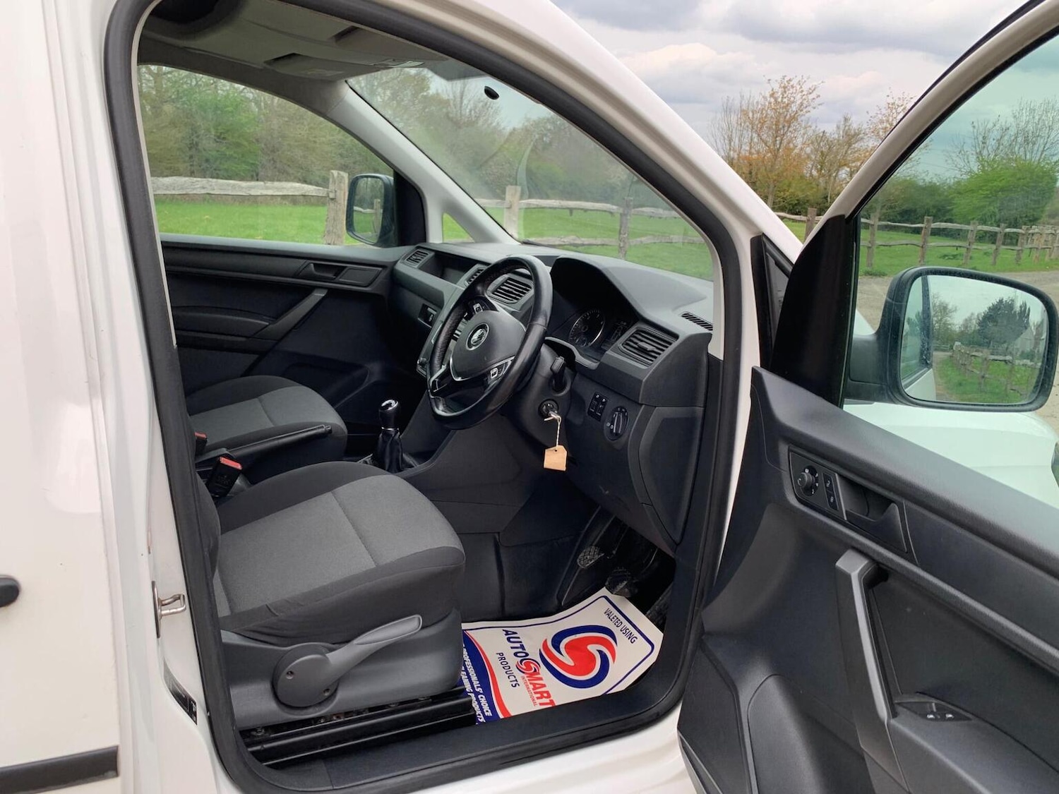 Used Volkswagen Caddy Maxi 2017 for sale - 78182993: Photo 57