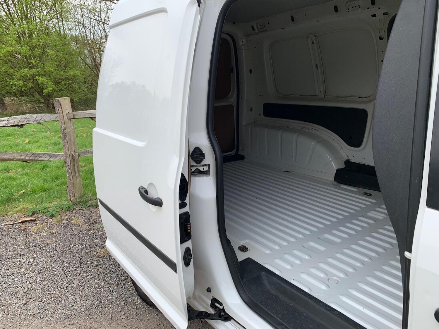 Used Volkswagen Caddy Maxi 2017 for sale - 78182993: Photo 73