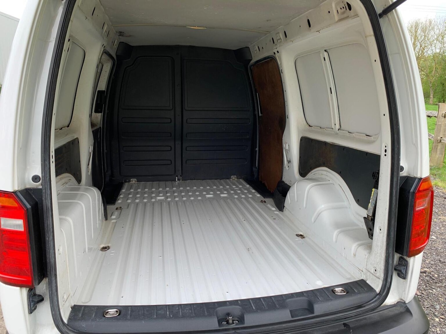 Used Volkswagen Caddy Maxi 2017 for sale - 78182993: Photo 76