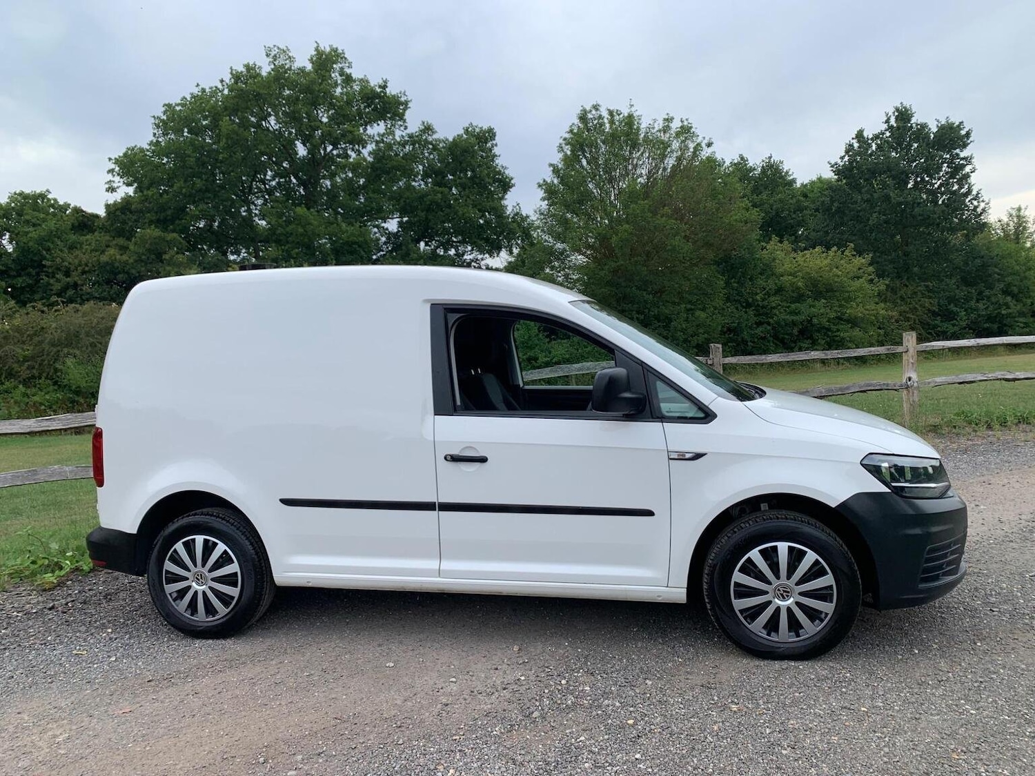 Used Volkswagen Caddy 2019 for sale - 76968596: Photo 4