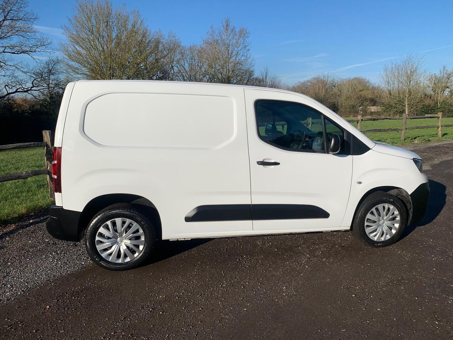 Used Peugeot Partner 2021 for sale - 77207165: Photo 31