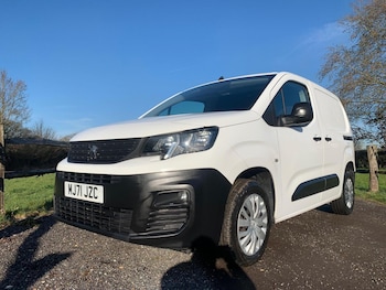 Used Peugeot Partner 2021 for sale - 77207165: Photo