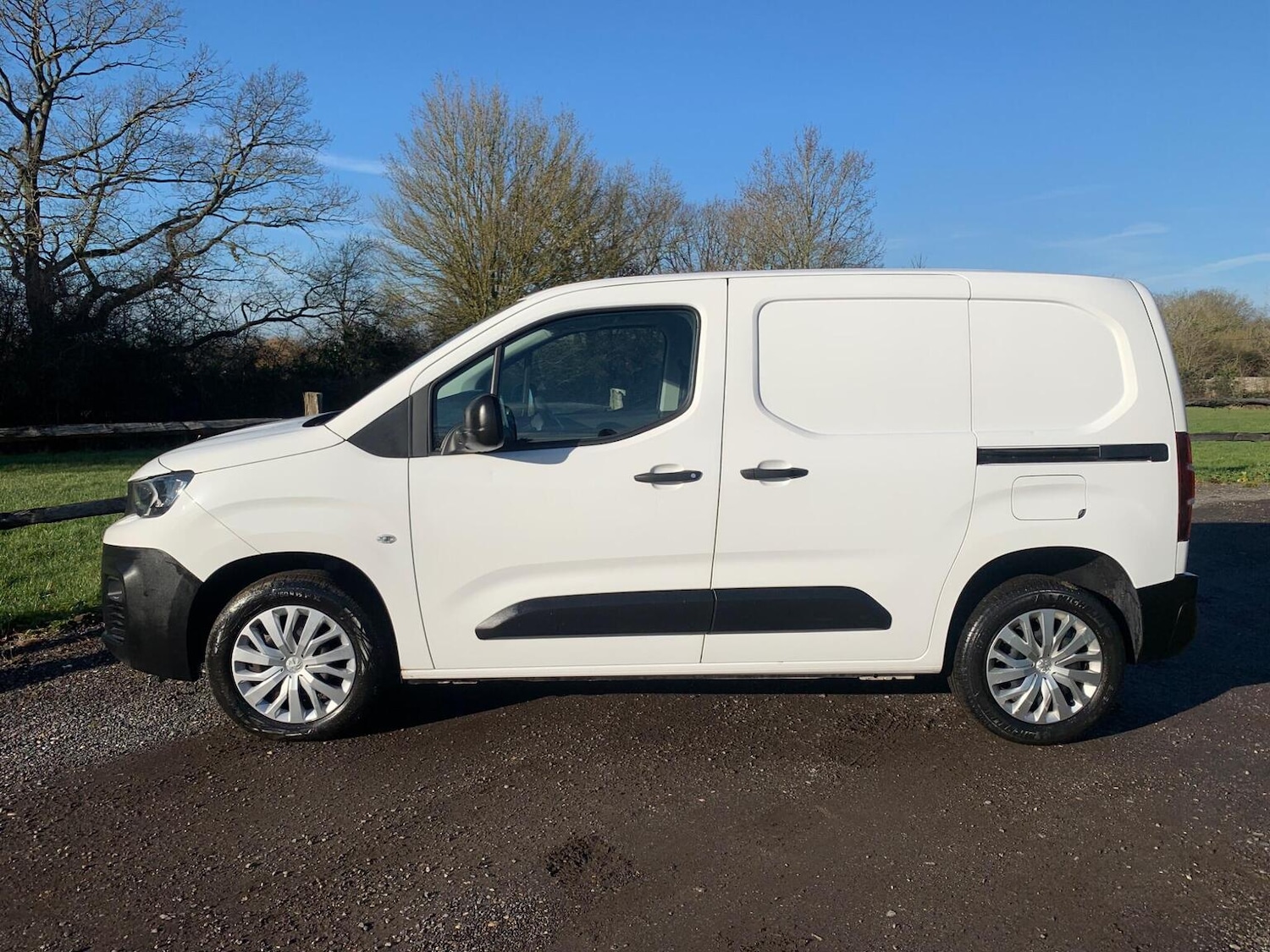 Used Peugeot Partner 2021 for sale - 77207165: Photo 4