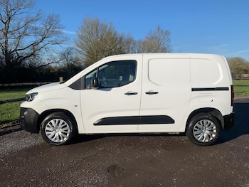 Used Peugeot Partner 2021 for sale - 77207165: Photo