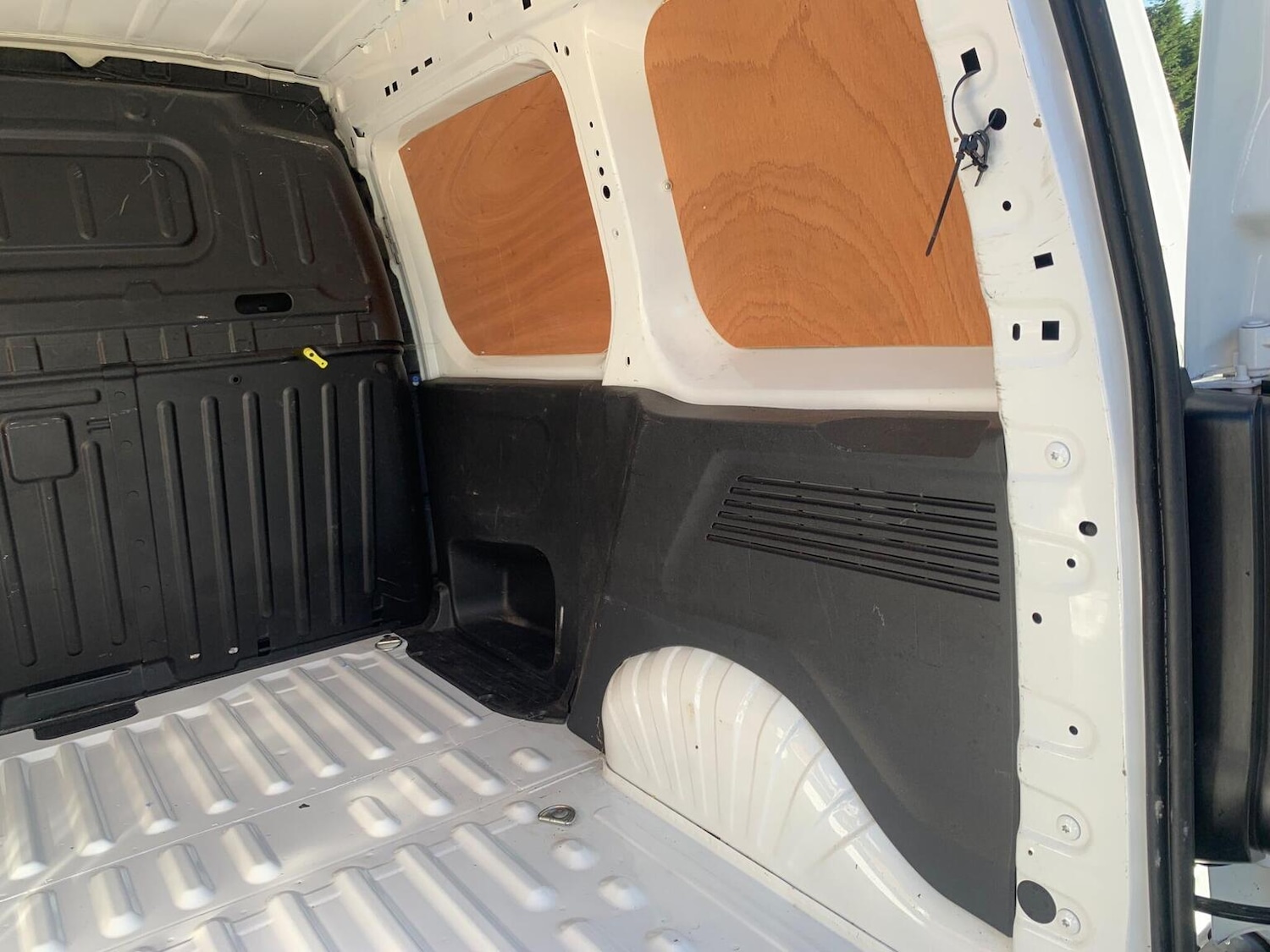 Used Peugeot Partner 2021 for sale - 77207165: Photo 58