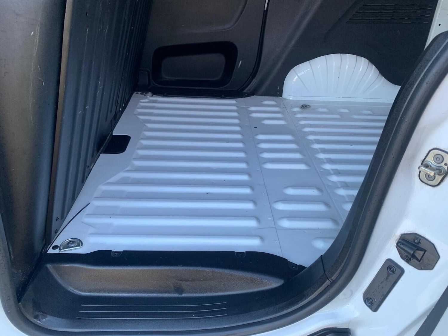 Used Peugeot Partner 2021 for sale - 77207165: Photo 75