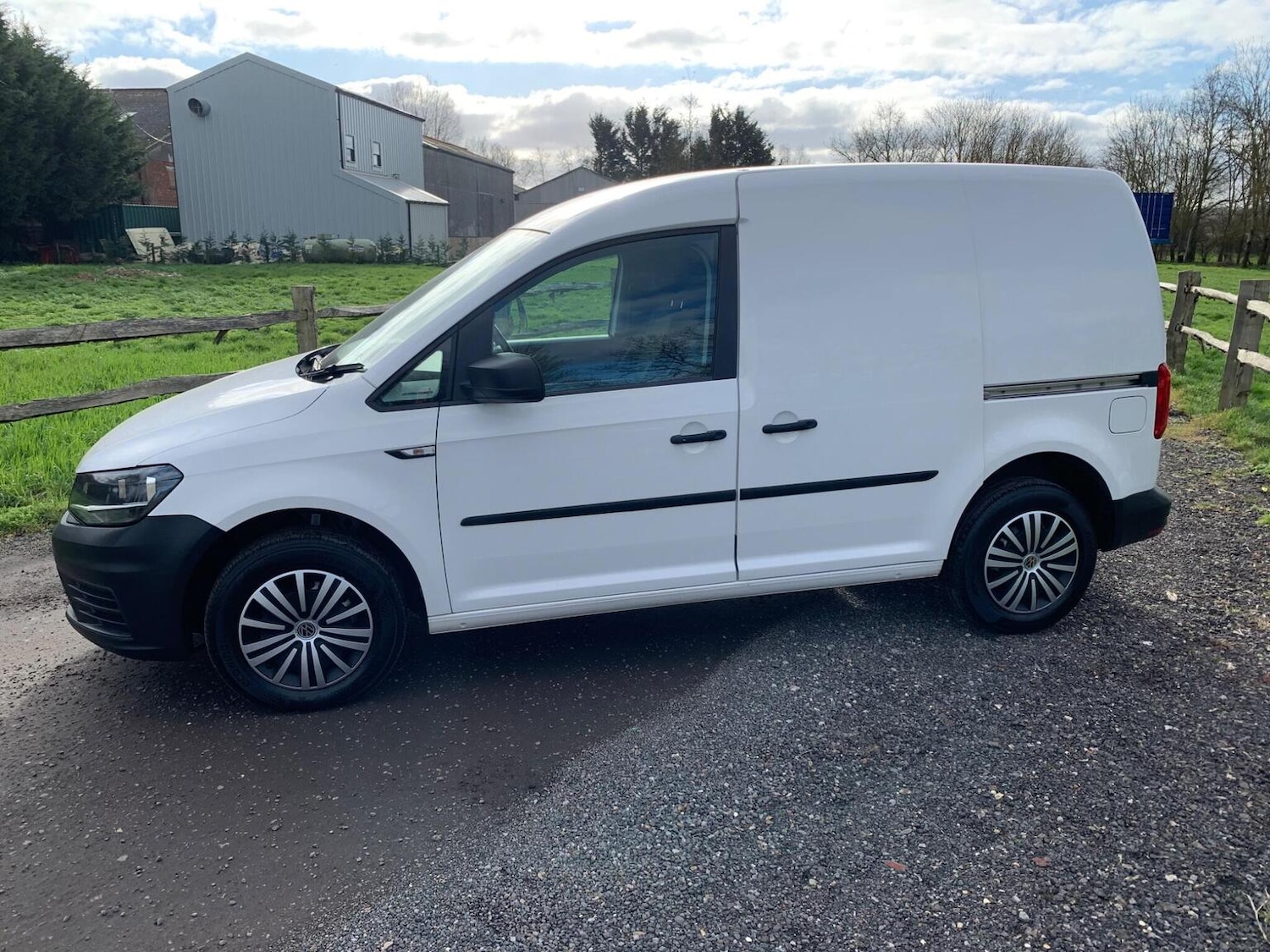 Used Volkswagen Caddy 2020 for sale - 77562547: Photo 3