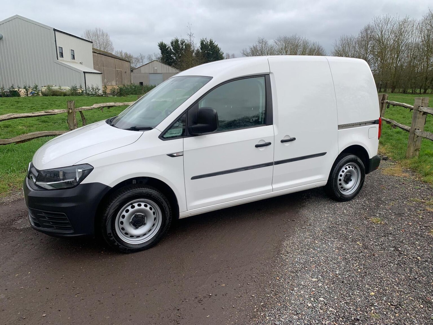Used Volkswagen Caddy 2017 for sale - 77483650: Photo 4