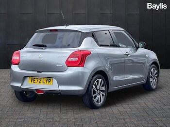 Used Suzuki Swift 2023 for sale - 78048963: Photo