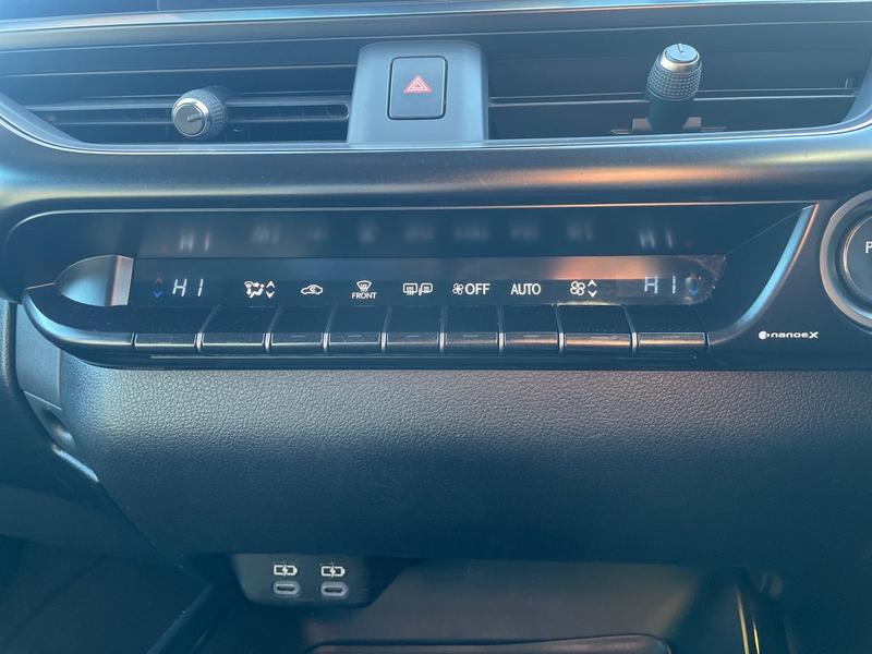 Used Lexus UX 2022 for sale - 77770542: Photo 16