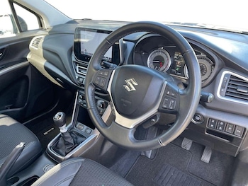 Used Suzuki SX4 S-Cross 2022 for sale - 77825950: Photo