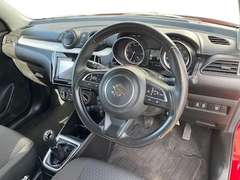 Used Suzuki Swift 2023 for sale - 77770606: Photo