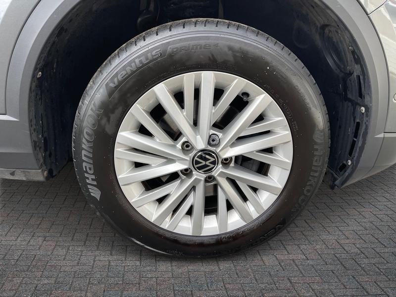 Used Volkswagen T-Roc for sale - 77770535: Photo 11