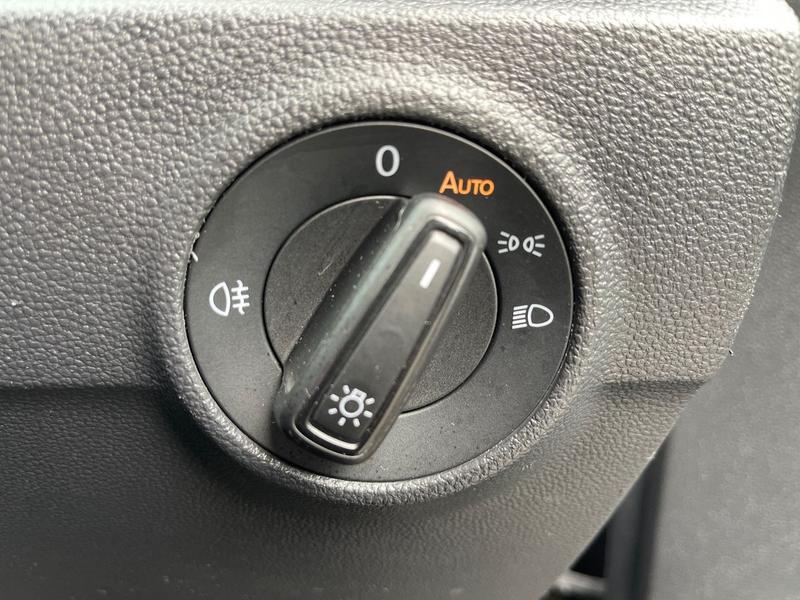 Used Volkswagen T-Roc for sale - 77770535: Photo 31