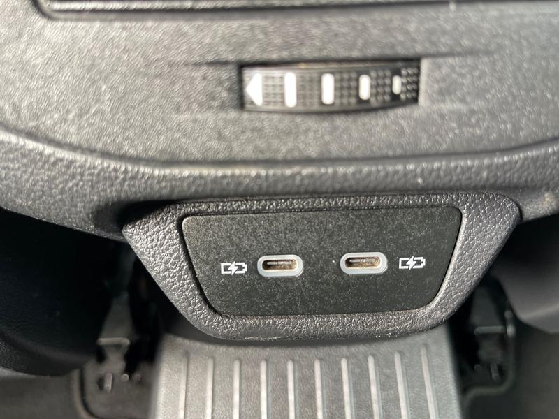 Used Volkswagen T-Roc for sale - 77770535: Photo 39