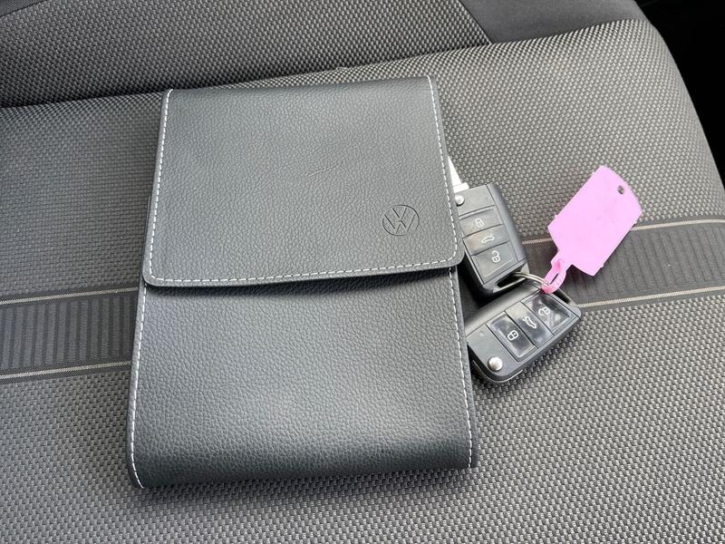 Used Volkswagen T-Roc for sale - 77770535: Photo 40