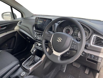 Used Suzuki SX4 S-Cross 2024 for sale - 78102402: Photo